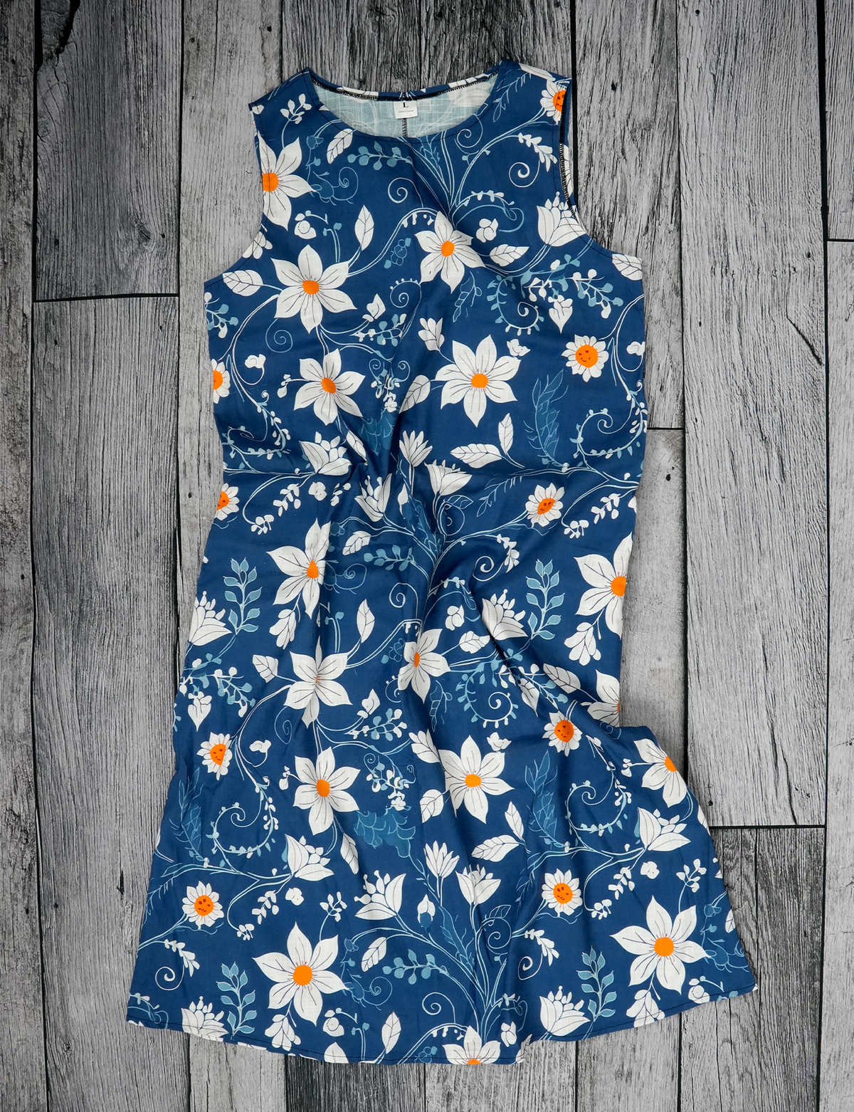 Daisy Vine Sleeveless Dress With Pocket