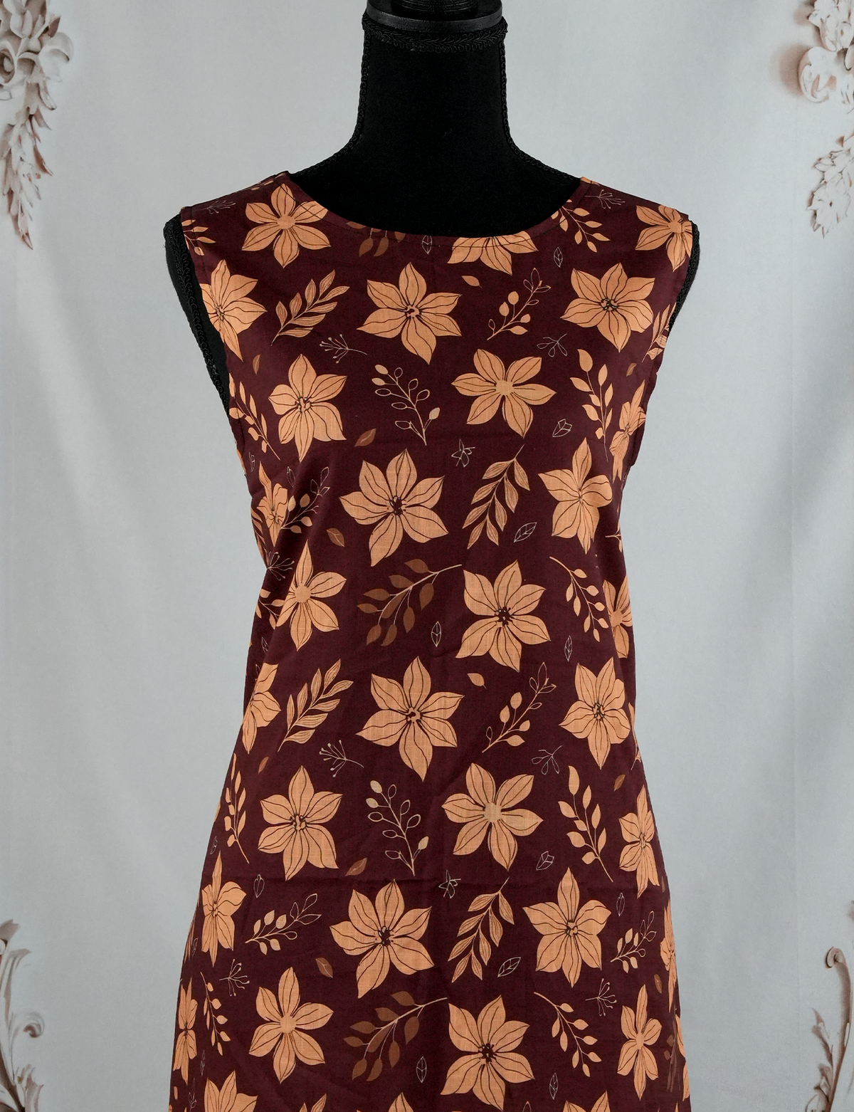 Scattered Florals Sleeveless Dress With Pocket