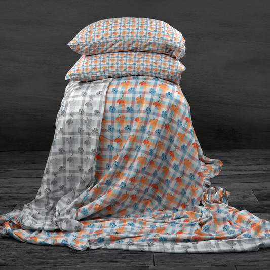 Tulip Grid Double Sided Three Piece Duvet Cover Set